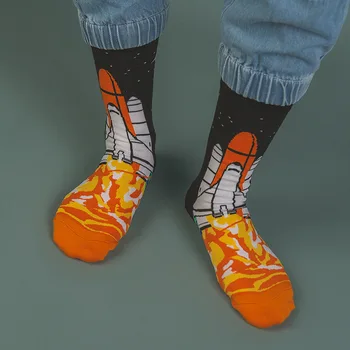2021 m. rudens ir žiemos naujas kosmoso kojinių 1 kūrybinio medvilninių kojinių pora vamzdžių kojinės animacinių filmų svetimų kojinių